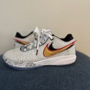 Nike Lebron XX 20 Debut - Mens Size 9
